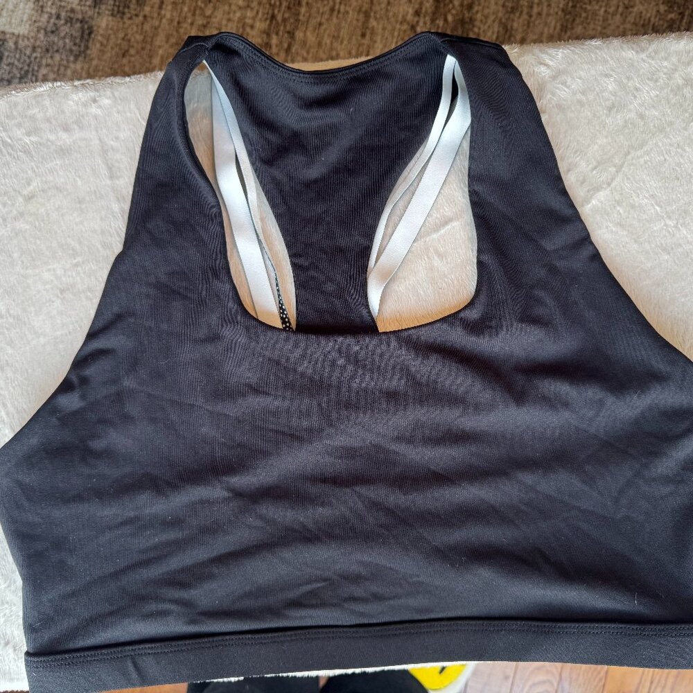 Fabletics Sports Bra, Size XL, Black